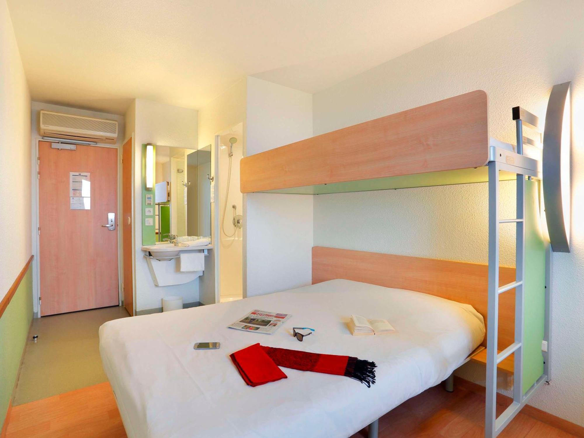 Hotel Ibis Budget Cosne Sur Loire Eksteriør bilde
