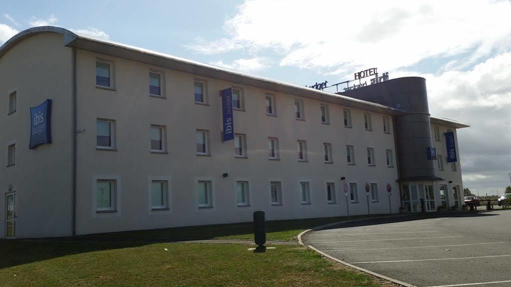 Hotel Ibis Budget Cosne Sur Loire Eksteriør bilde